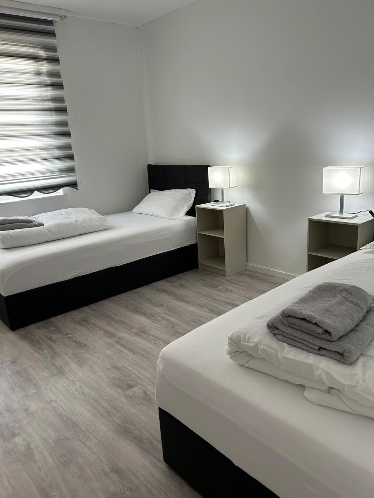 Ferienwohnung Kassel Lohfelden Monteur Und Family Qualitat Schmidt Ll Exterior foto